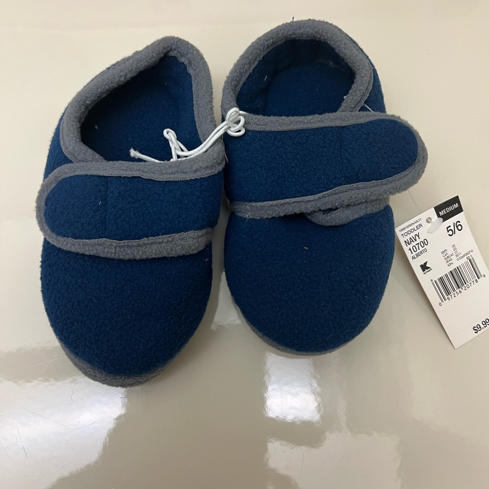 🔵4/$20 Toddler Navy / Gray Velcro Slippers Sz: Medium (5/6) NWT